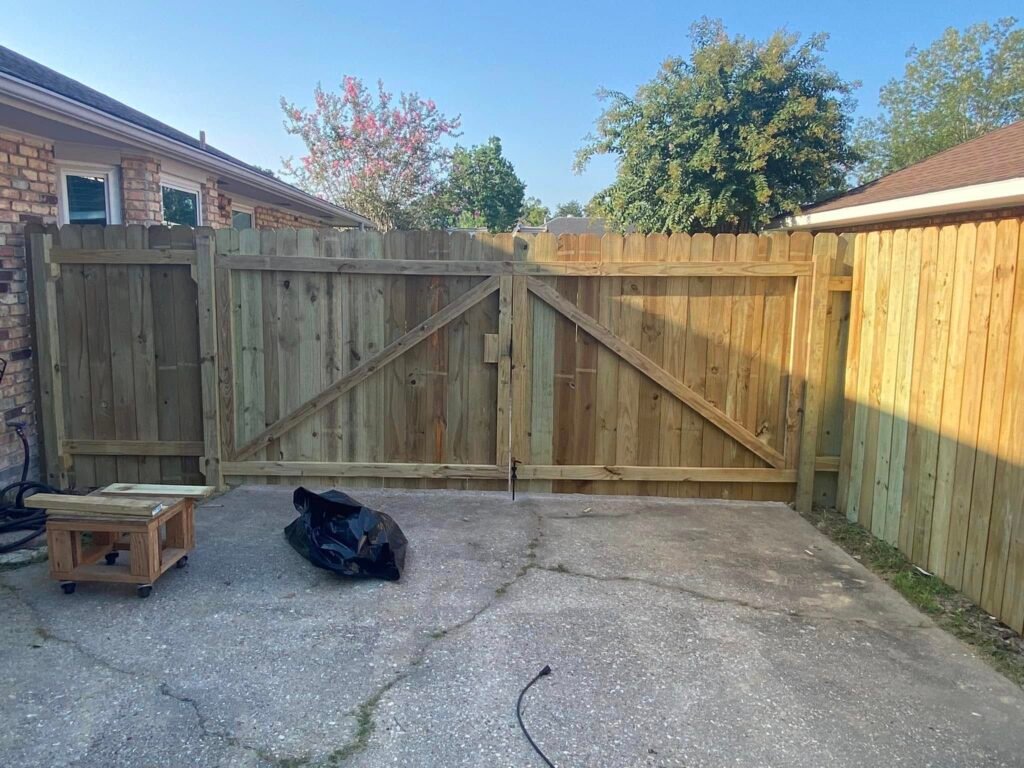 New gate with z frame